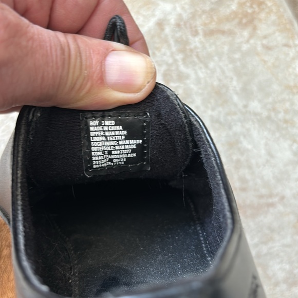 Sonoma black size 3 boys shoes - Picture 6 of 6